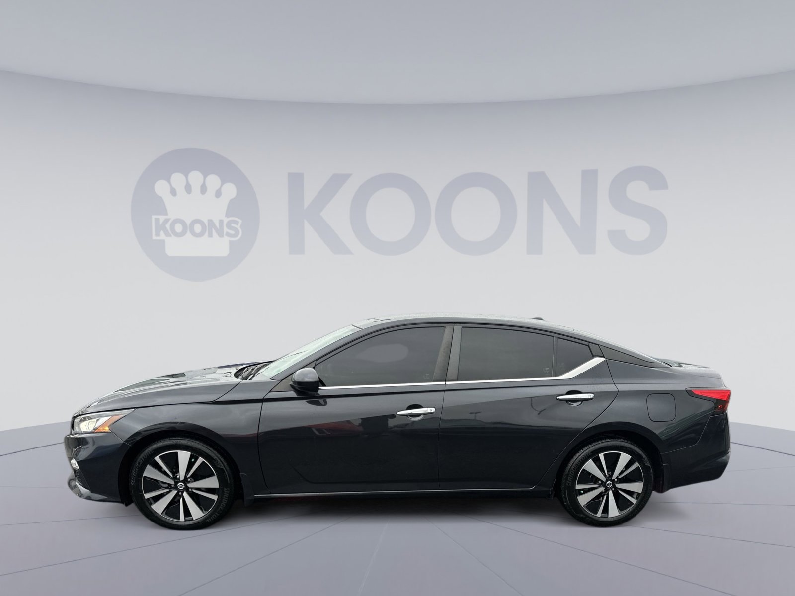 Used 2021 Nissan Altima 2.5 SV FWD image 7