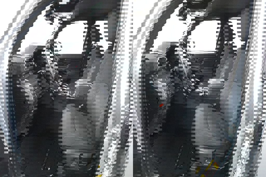 Used 2024 Toyota Tacoma SR5 AWD/4WD image 21