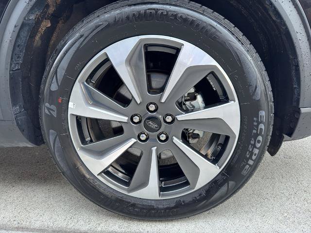 Certified 2025 Ford Escape Platinum AWD/4WD image 9
