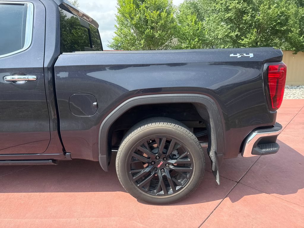 Used 2025 GMC Sierra 1500 SLT w/ SLT Convenience Package AWD/4WD image 37