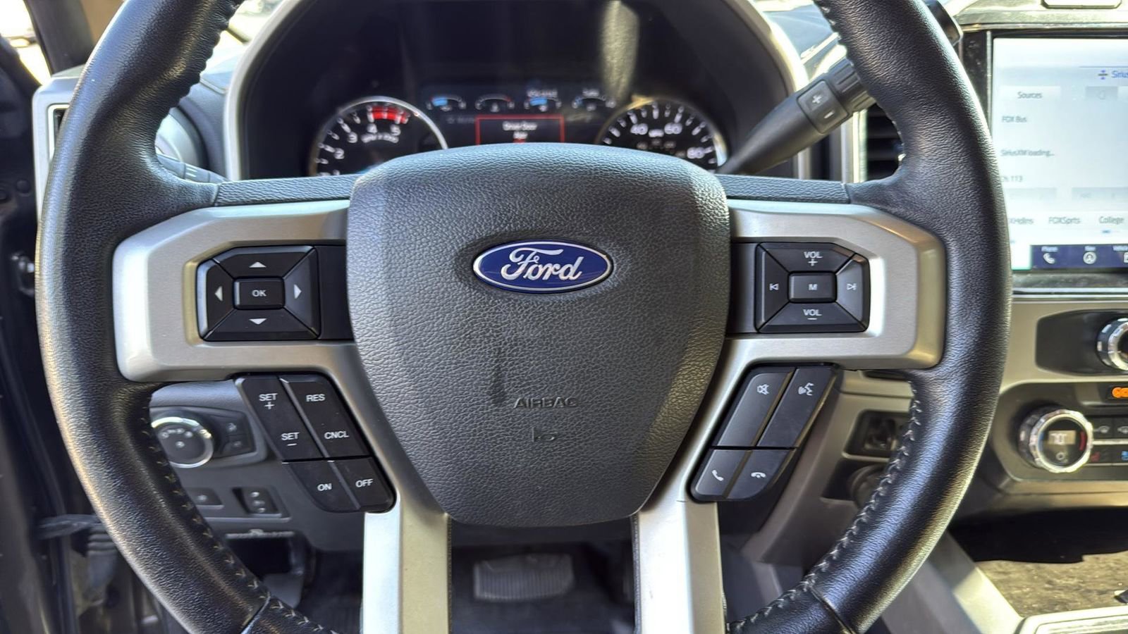 Certified 2022 Ford F250 Lariat w/ Lariat Ultimate Package image 12