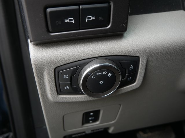 Certified 2020 Ford F350 XLT w/ XLT Premium Package AWD/4WD image 15