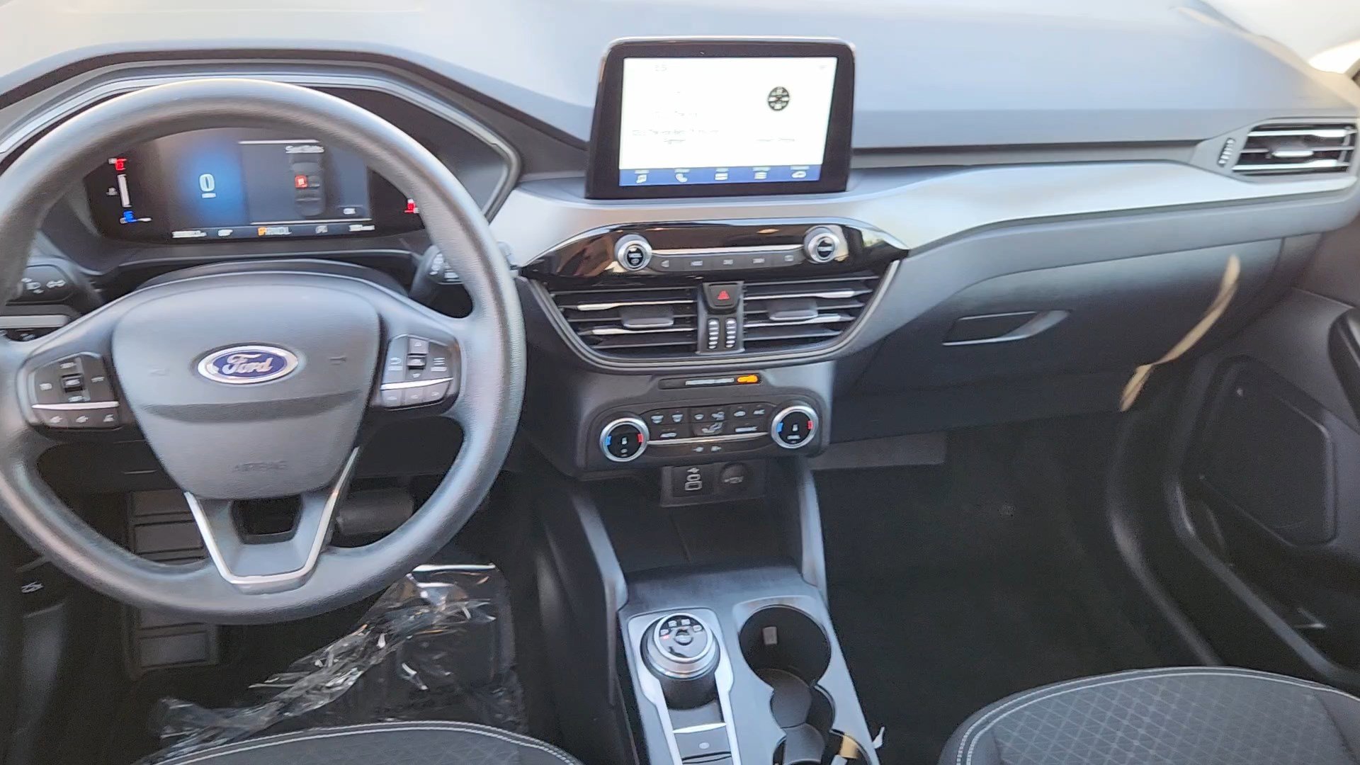 Certified 2025 Ford Escape Active AWD/4WD image 26