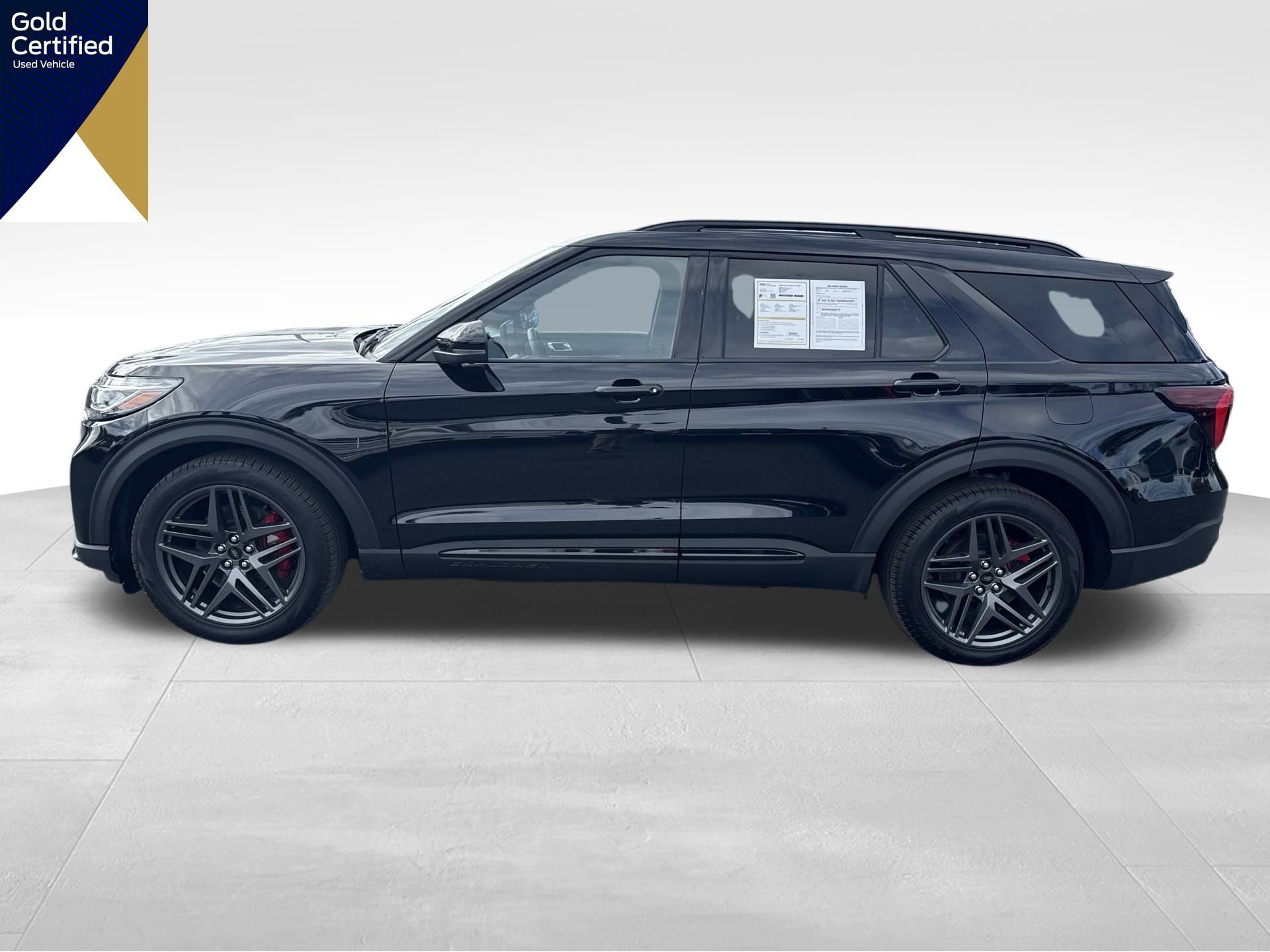 Certified 2025 Ford Explorer ST image 4