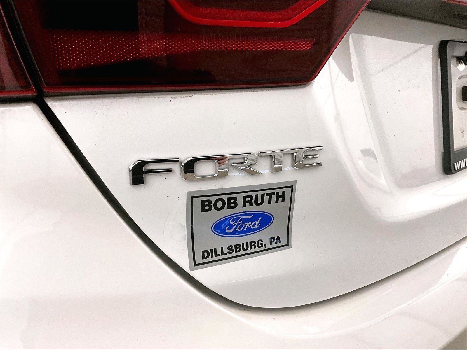 Used 2021 Kia Forte GT-Line FWD image 13