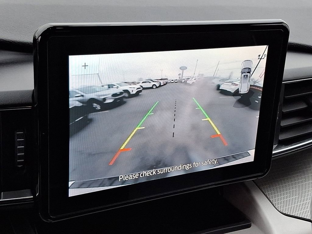 Certified 2024 Ford Explorer XLT w/ Equipment Group 202A image 18