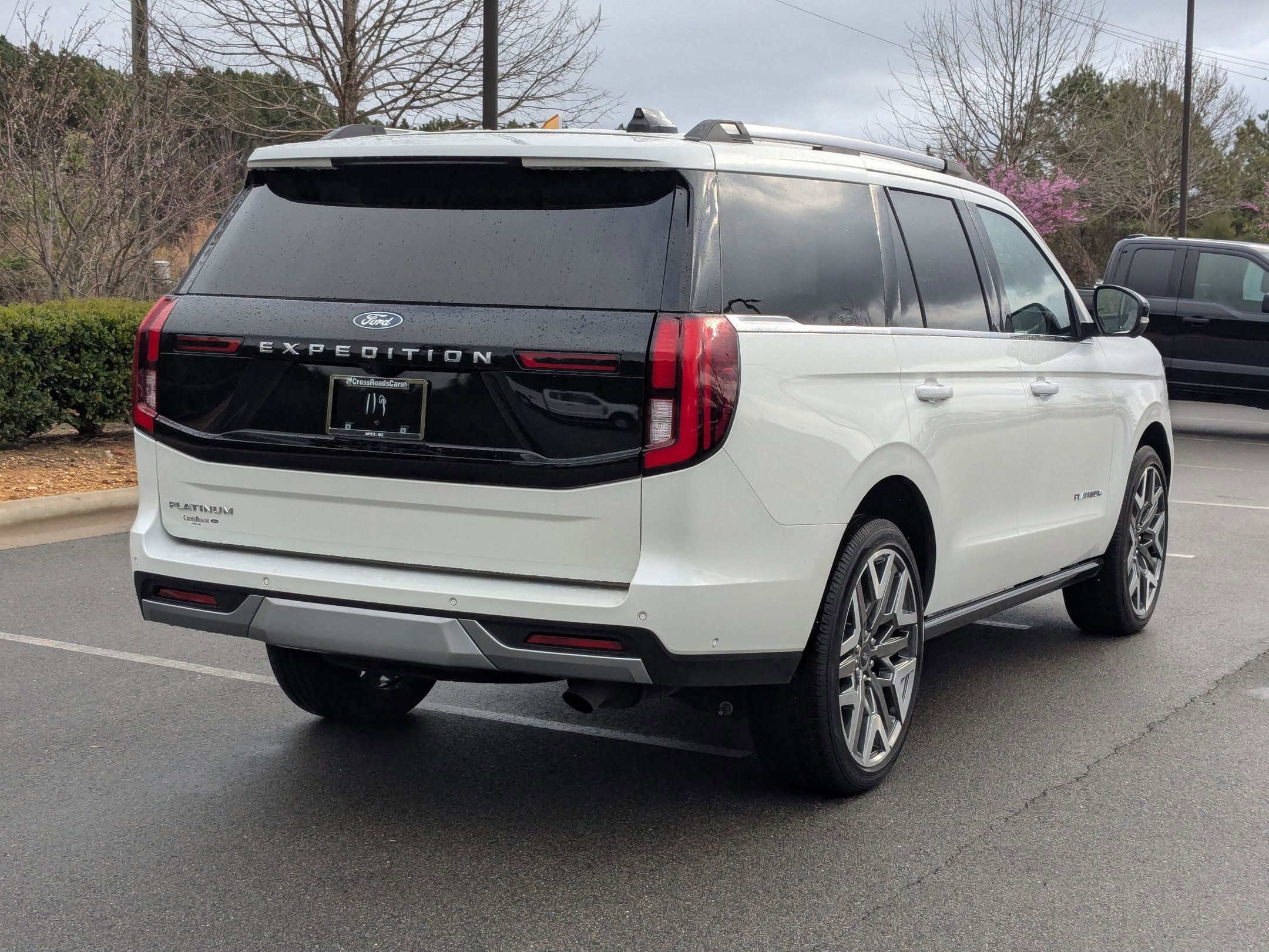 Certified 2025 Ford Expedition Platinum w/ Platinum Ultimate Package image 5