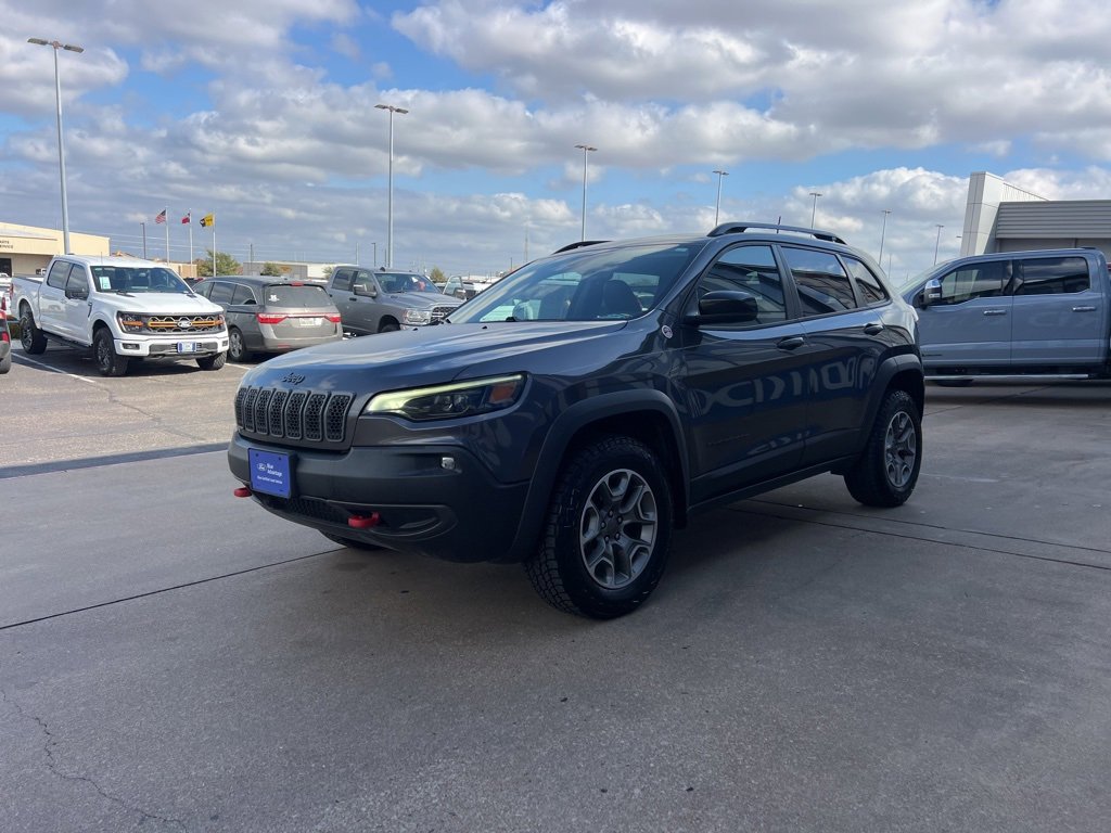 Used 2022 Jeep Cherokee Trailhawk image 4