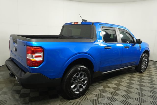 Certified 2025 Ford Maverick XLT w/ XLT Luxury Package AWD/4WD image 3
