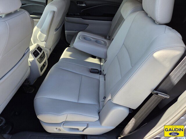 Used 2022 Honda Pilot Touring image 13
