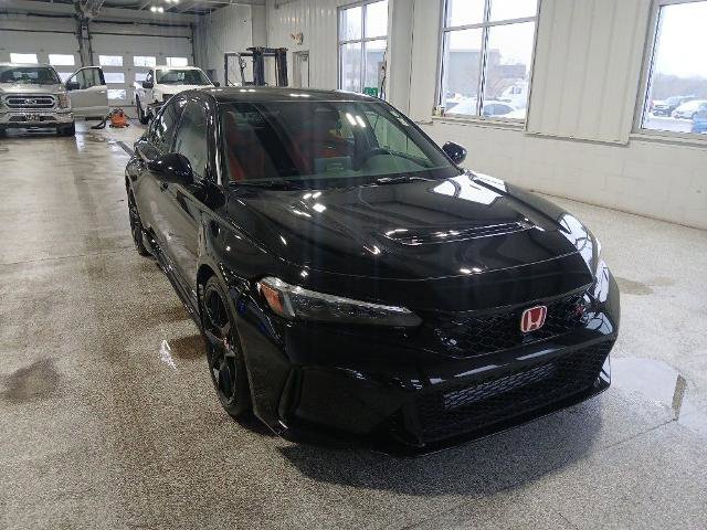 Used 2024 Honda Civic Type R image 2