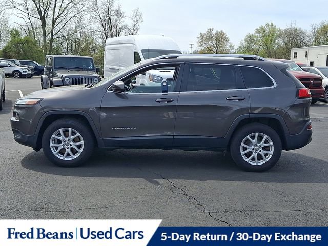 Used 2018 Jeep Cherokee Latitude Plus AWD/4WD image 6