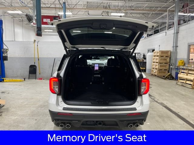 Certified 2023 Ford Explorer ST w/ Equipment Group 401A AWD/4WD image 17