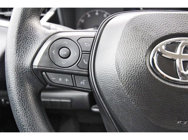 Used 2025 Toyota Corolla LE image 18