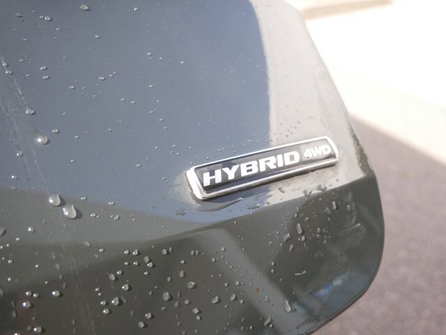 Certified 2023 Ford Explorer Limited w/ Hybrid Equipment Group 310A AWD/4WD image 9