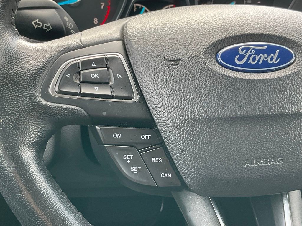 Certified 2019 Ford Escape Titanium image 4