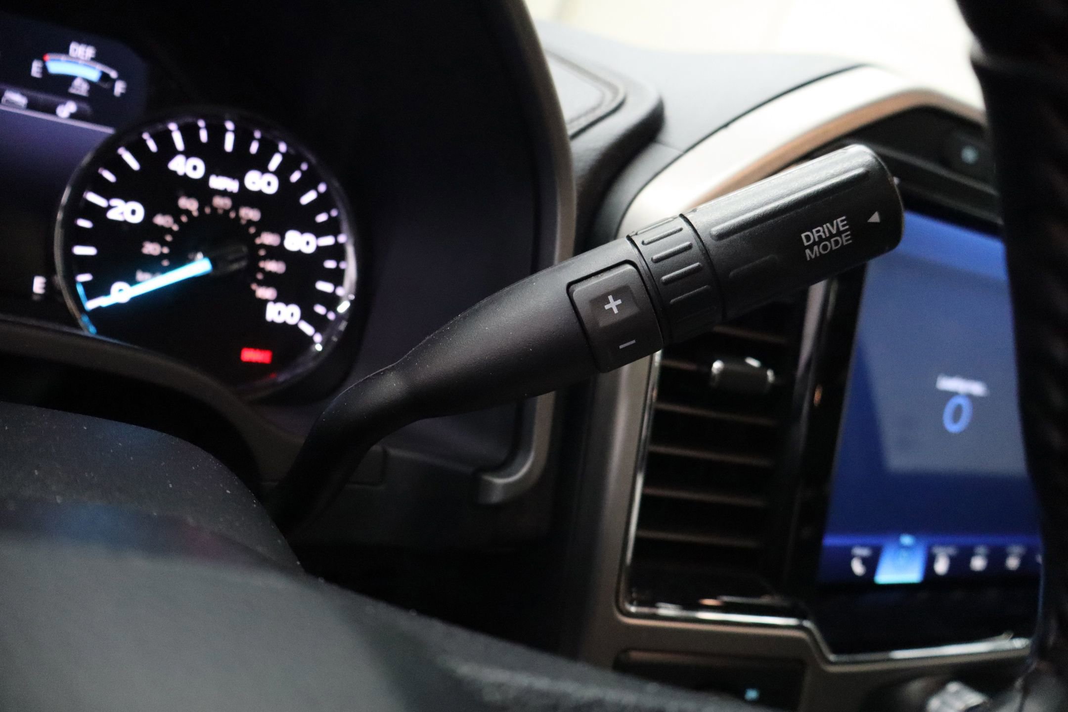 Certified 2022 Ford F250 Platinum w/ FX4 Off-Road Package image 32