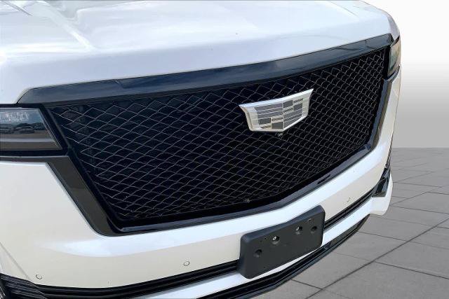 Used 2023 Cadillac Escalade Sport w/ Touring Package RWD image 30