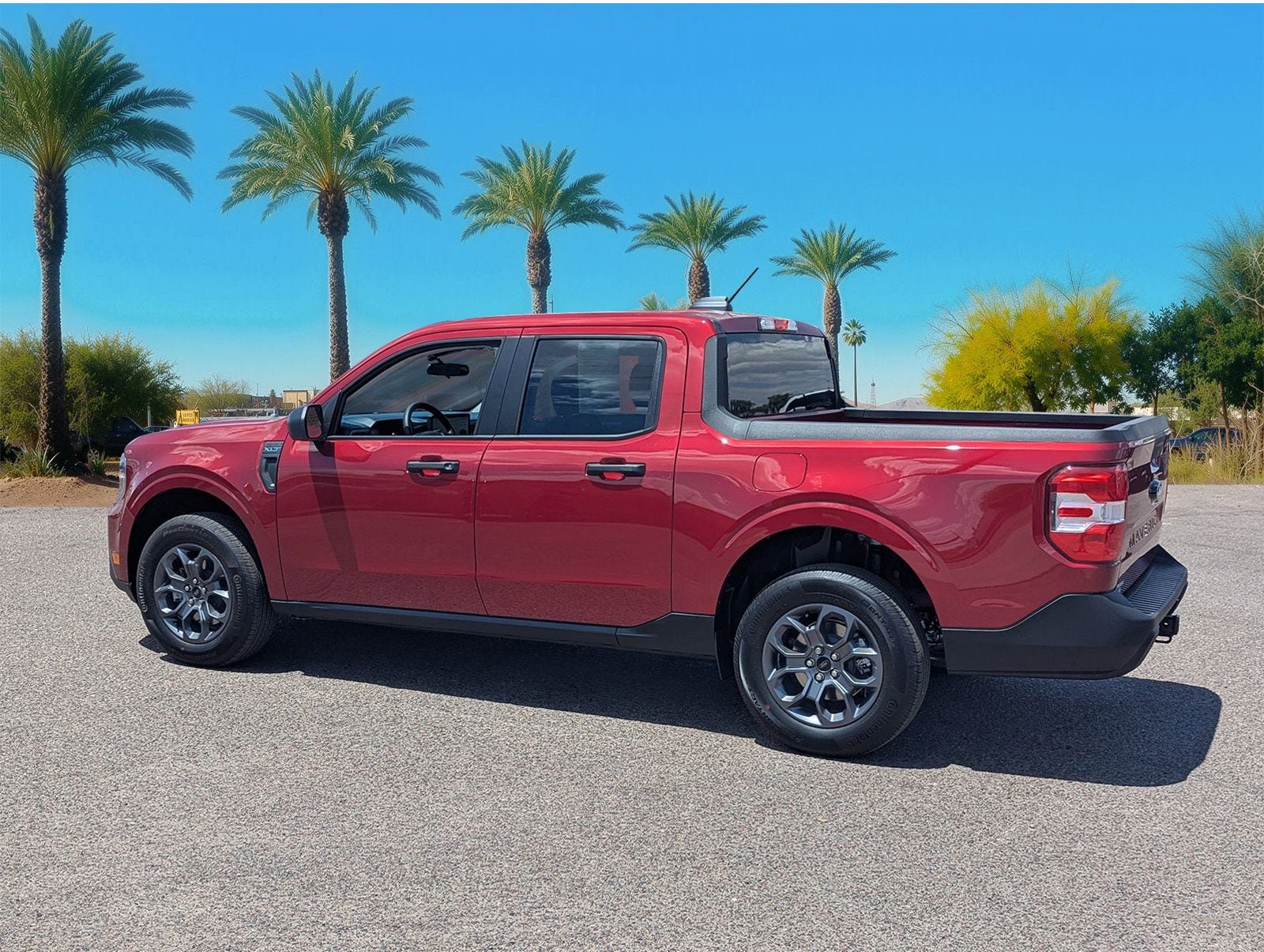 Certified 2026 Ford Maverick XLT AWD/4WD image 2