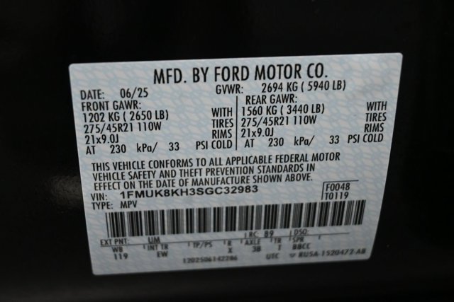 Certified 2025 Ford Explorer ST-Line w/ Premium Package AWD/4WD image 38