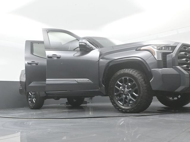 Used 2025 Toyota Tundra Platinum AWD/4WD image 34