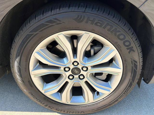 Certified 2024 Ford Edge Titanium AWD/4WD image 36