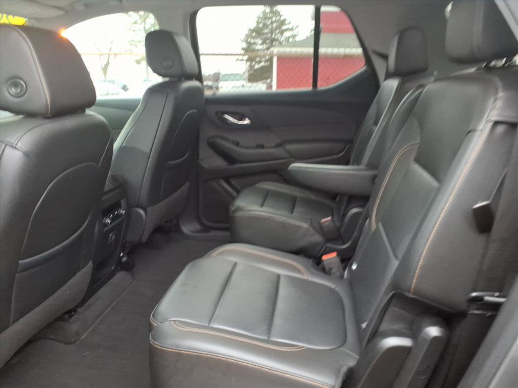 Used 2020 Chevrolet Traverse LT w/ LPO, Blackout Package image 12
