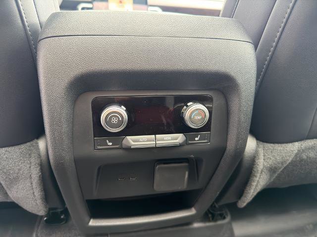 Used 2026 GMC Acadia Denali w/ Super Cruise Package image 32