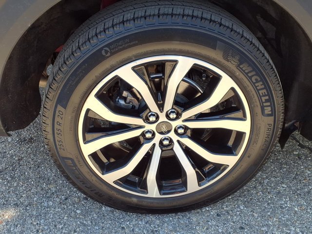 Certified 2024 Ford Explorer ST-Line w/ Class IV Trailer Tow Package AWD/4WD image 34