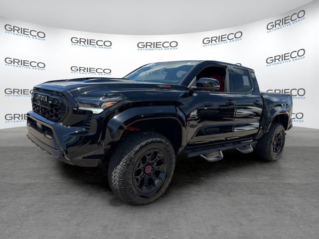 Used 2025 Toyota Tacoma TRD Pro AWD/4WD image 3