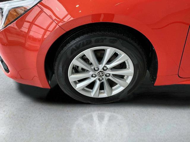 Used 2025 Toyota Corolla SE w/ SE Package FWD image 28