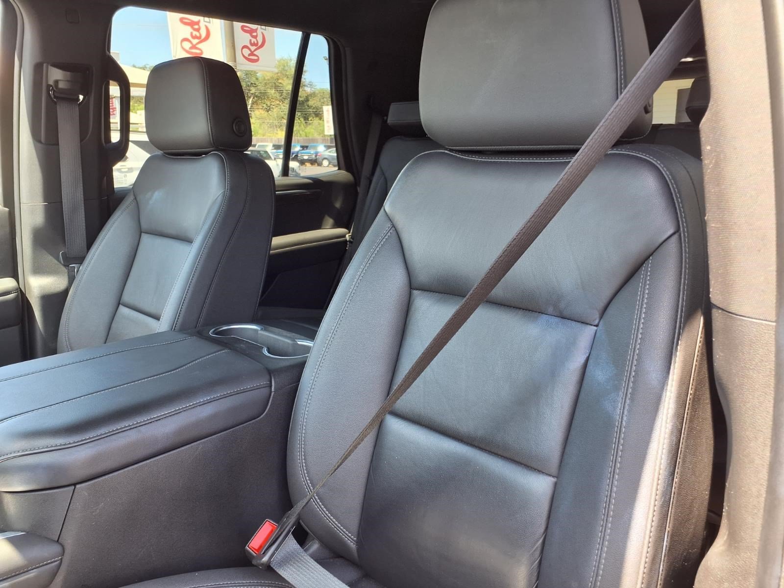Used 2025 Chevrolet Tahoe LT AWD/4WD image 15
