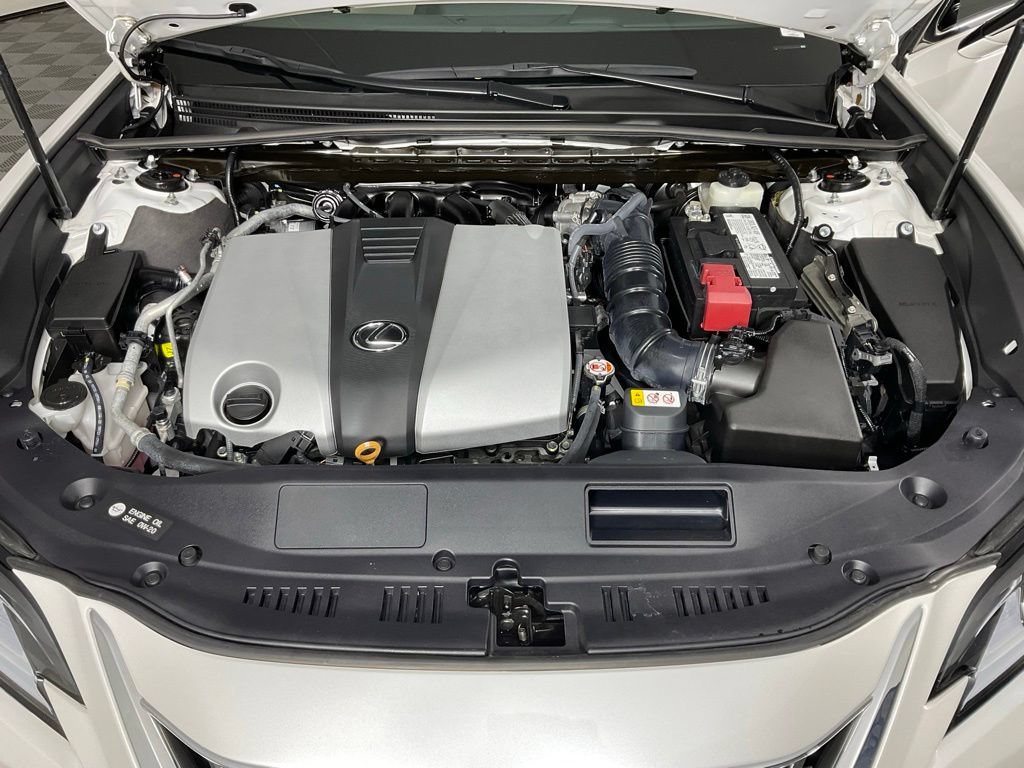 Used 2024 Lexus ES 350 w/ Premium Package FWD image 9