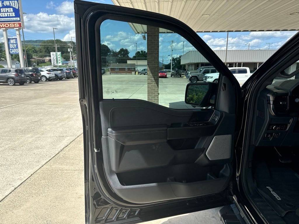 Certified 2025 Ford F150 Lariat w/ Equipment Group 502A High AWD/4WD image 18