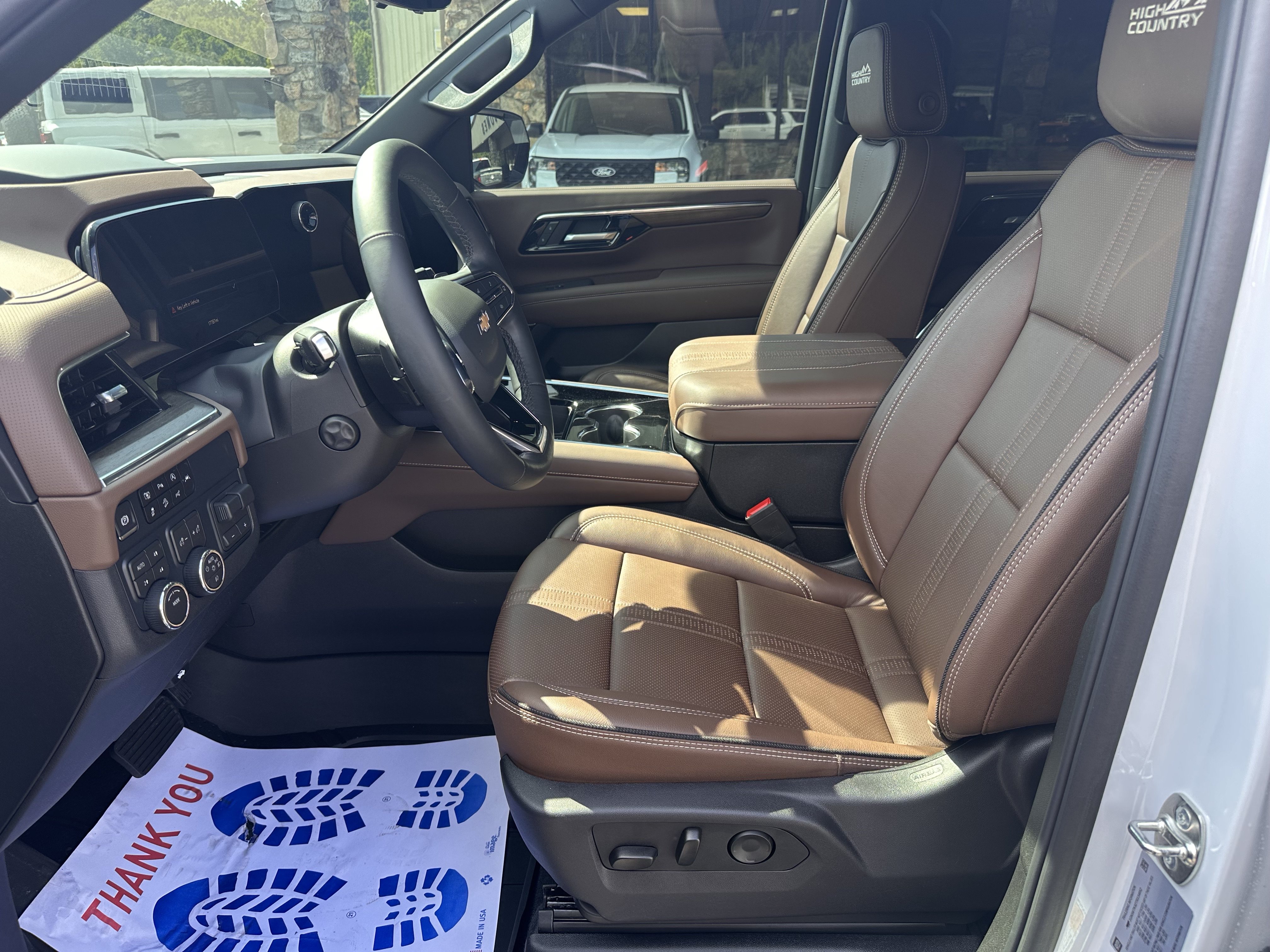 Used 2026 Chevrolet Tahoe High Country w/ Sun And Tow Package AWD/4WD image 10