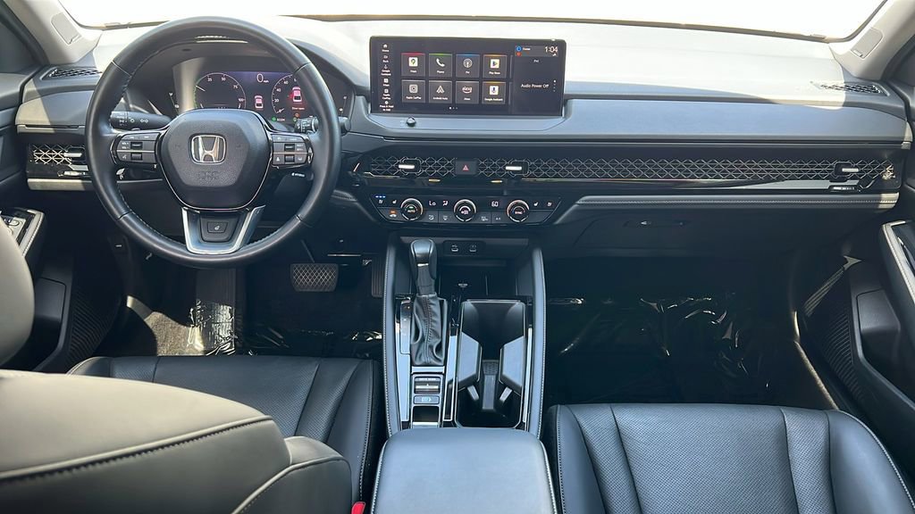 Used 2025 Honda Accord Touring image 11