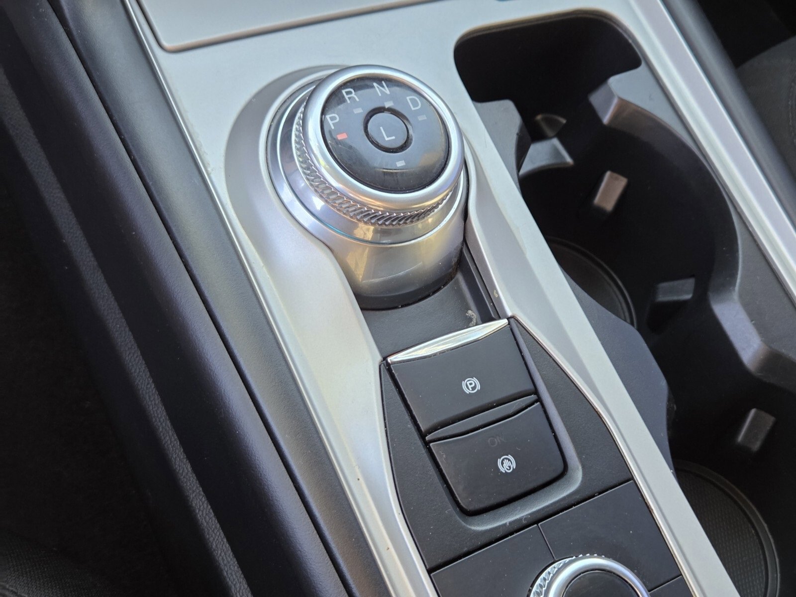 Certified 2023 Ford Explorer XLT image 24