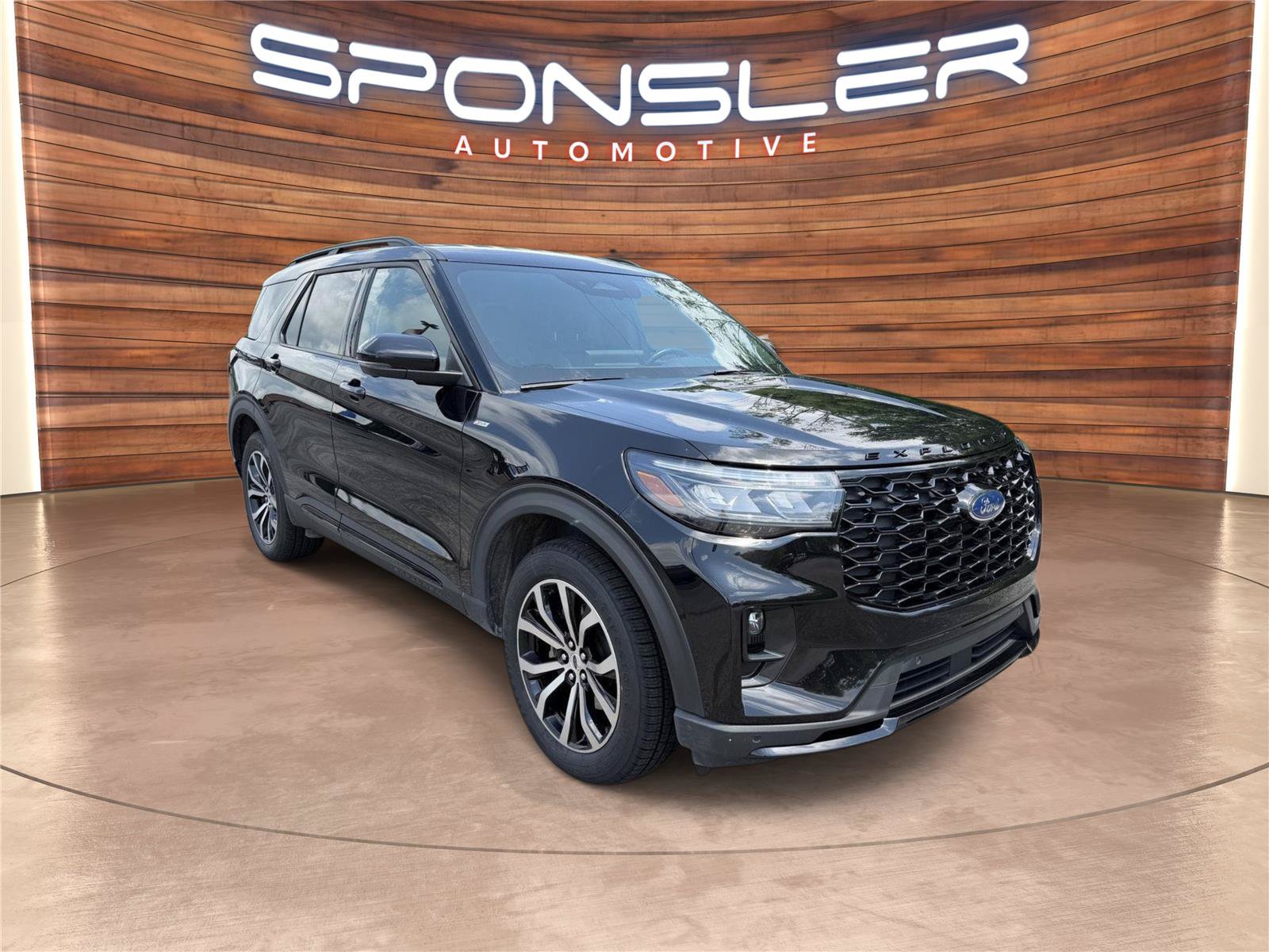 Certified 2026 Ford Explorer ST-Line AWD/4WD image 9