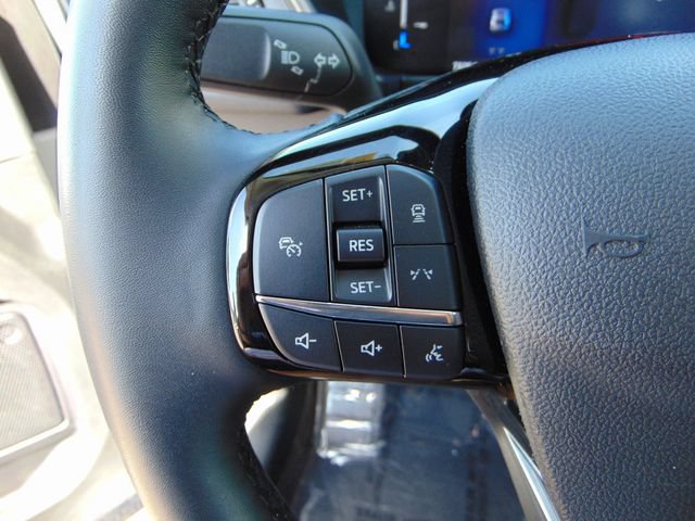 Certified 2026 Ford Escape SE FWD image 18