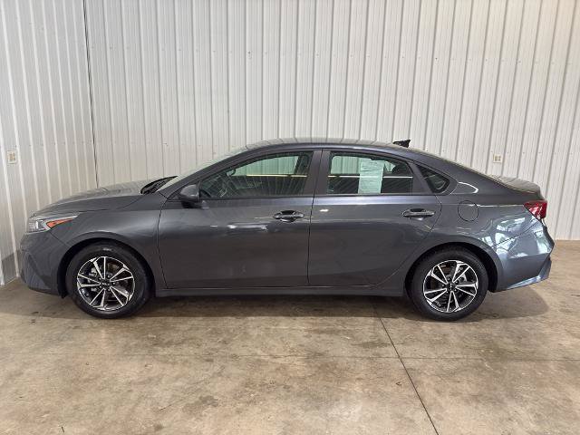 Used 2024 Kia Forte LXS FWD image 7