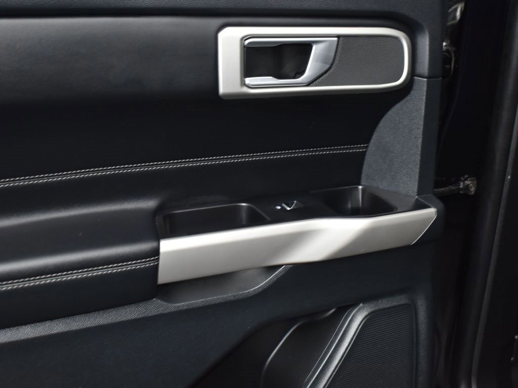 Certified 2023 Ford Explorer XLT w/ Equipment Group 202A image 12