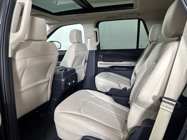 Certified 2023 Ford Expedition Platinum AWD/4WD image 10