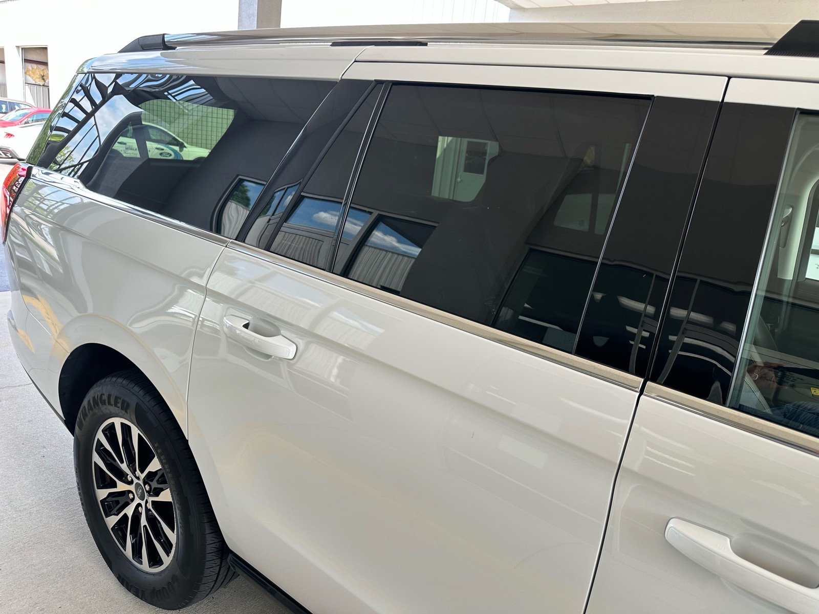 Certified 2025 Ford Expedition Max Platinum AWD/4WD image 12