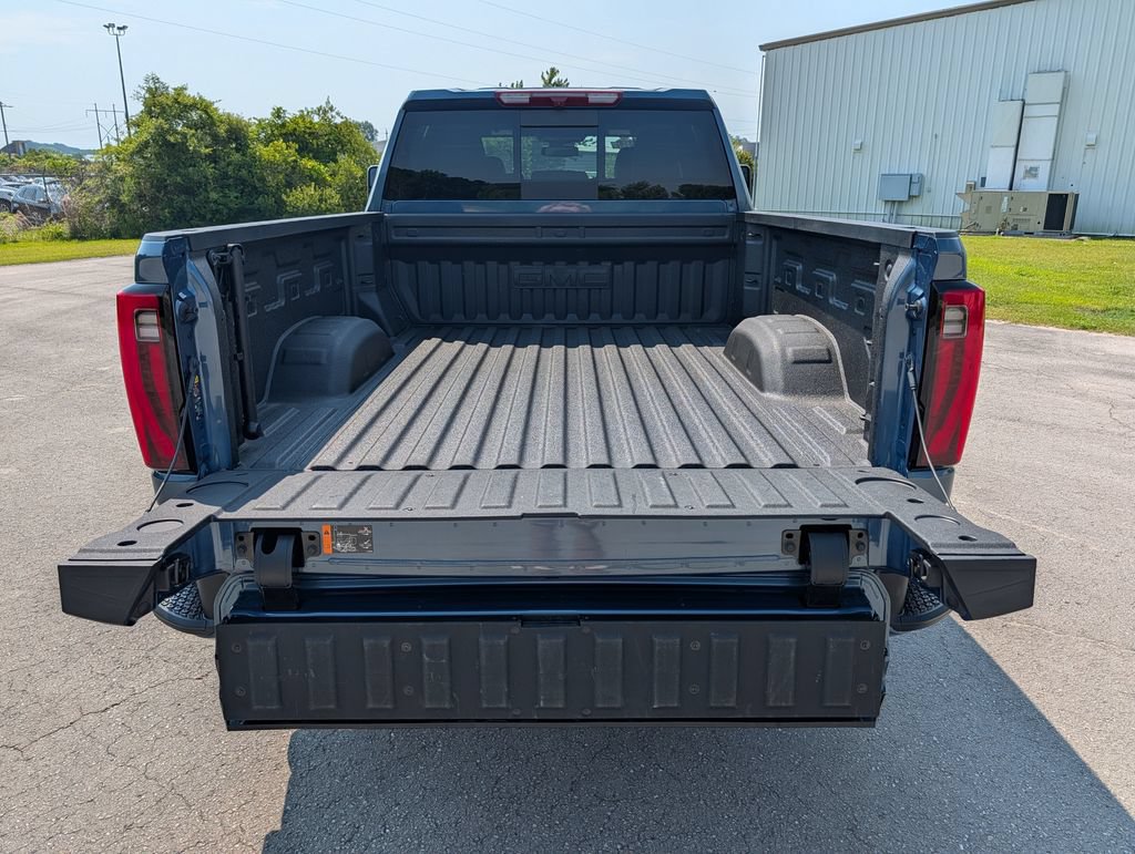 Used 2025 GMC Sierra 2500 Denali AWD/4WD image 29