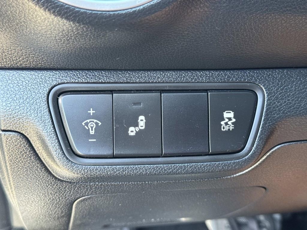 Used 2024 Kia Forte LXS w/ LXS Technology Package image 17