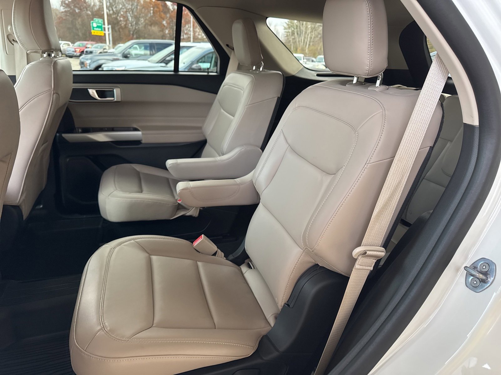 Certified 2023 Ford Explorer XLT w/ Equipment Group 202A image 37