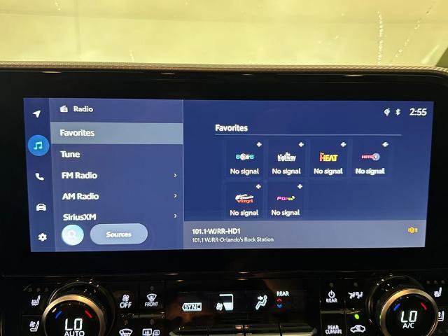 Used 2023 Toyota Highlander Platinum image 27