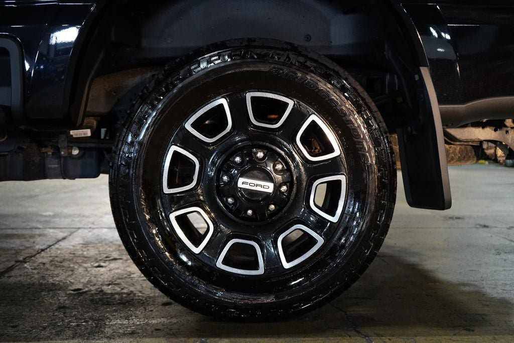 Certified 2025 Ford F250 Platinum AWD/4WD image 35