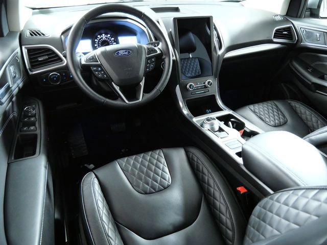 Certified 2024 Ford Edge Titanium w/ Equipment Group 301A image 8