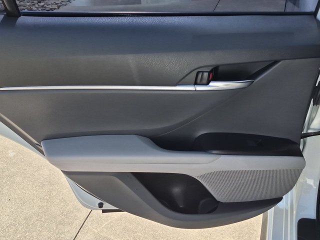 Used 2023 Toyota Camry SE FWD image 27